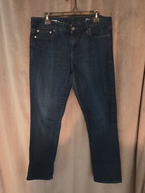 GAP Women's 32r Dark Blue Skinny Jeans